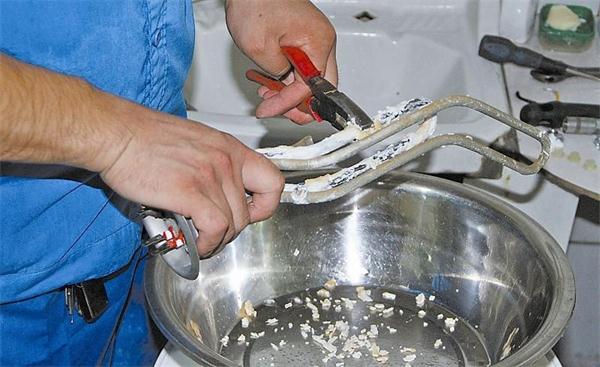 电热管上有水垢 电热管上有水垢